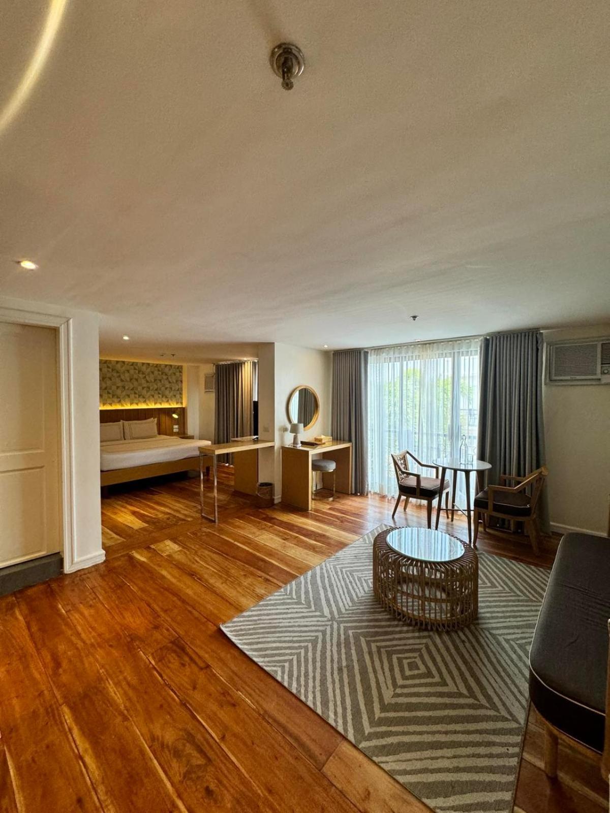 Sugarland Hotel Bacolod Zewnętrze zdjęcie
